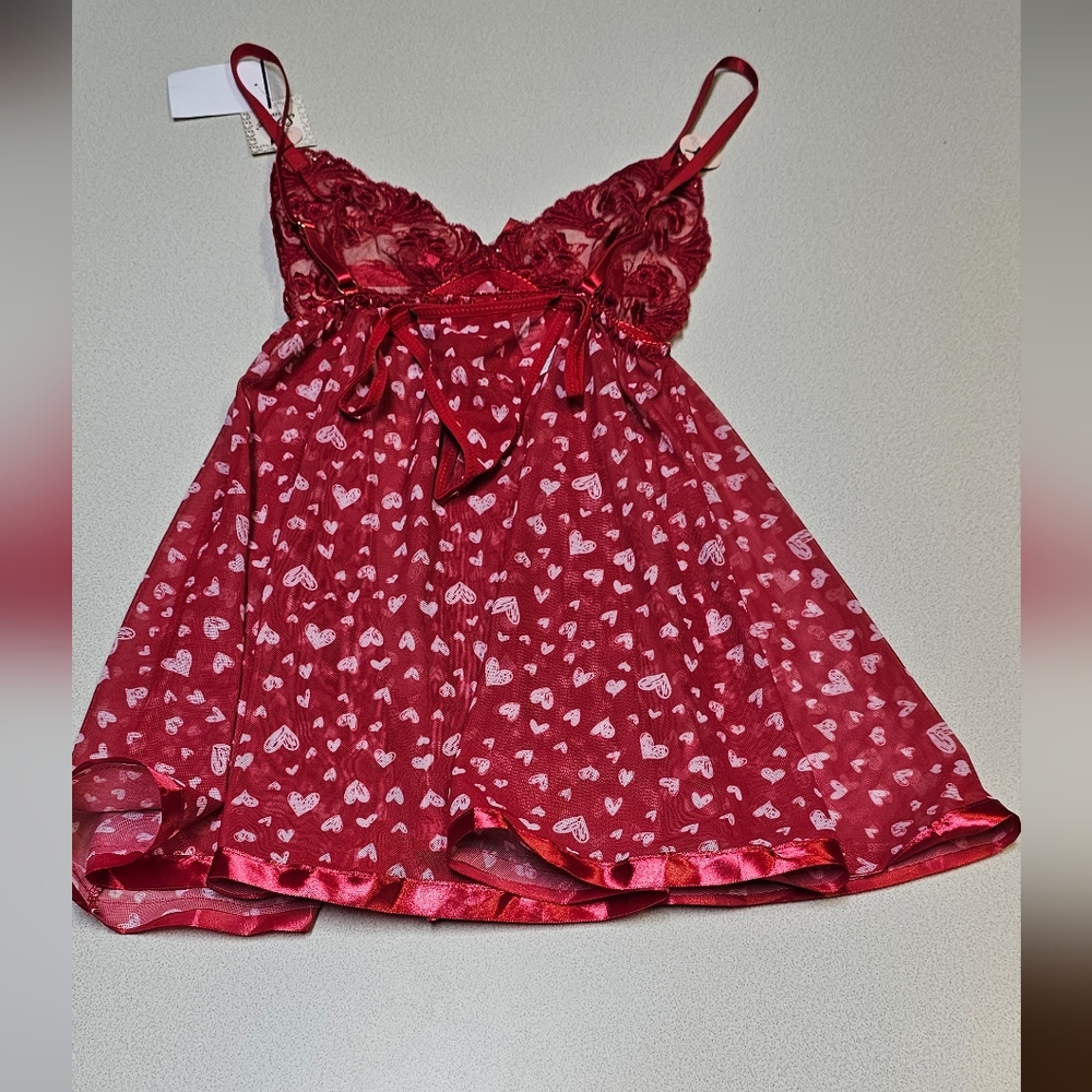 Women red 2(pc) lingerie. Size(s)